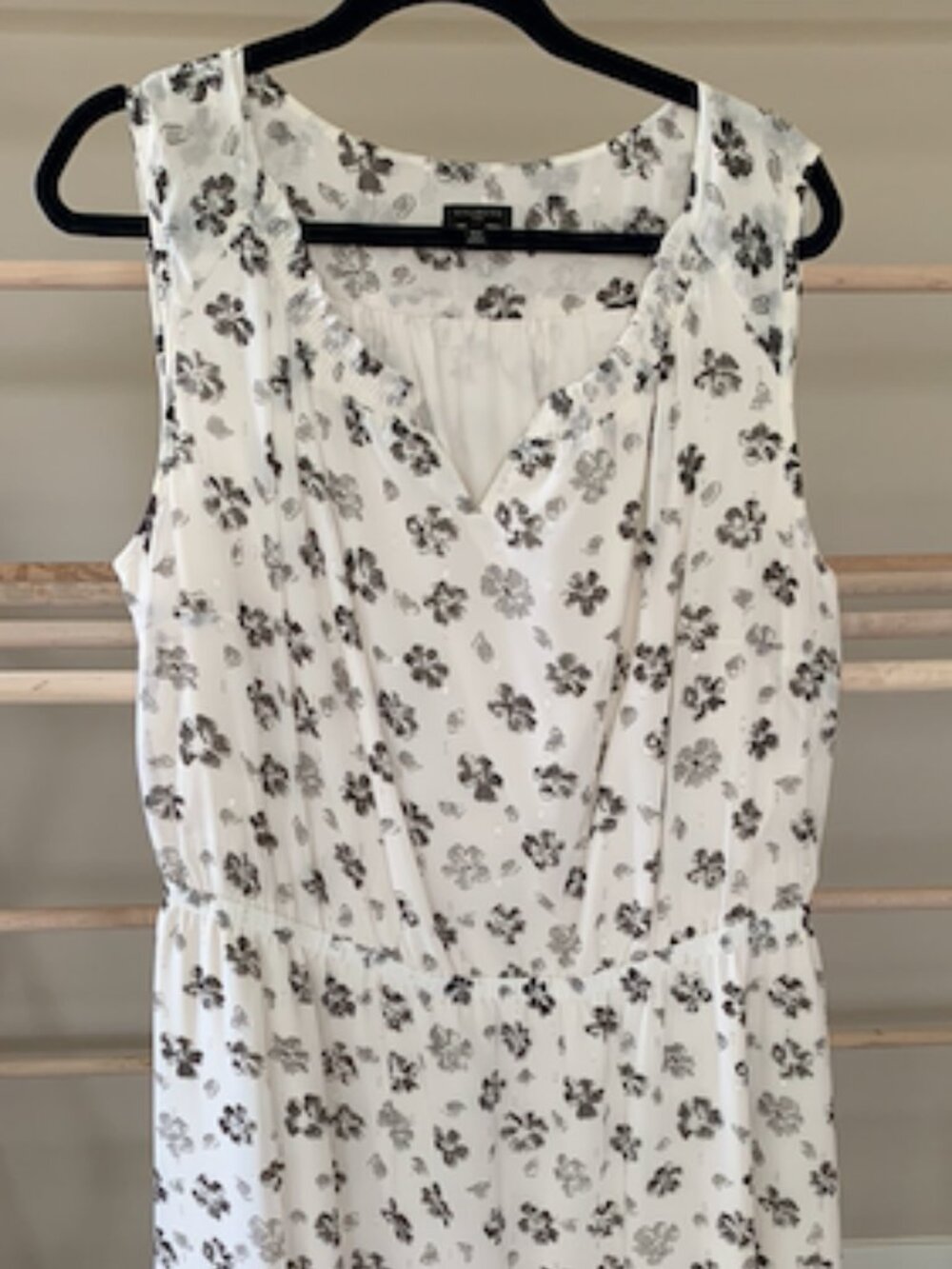 Talbots Women 16W White Black Floral Metallic Clip Dot Sleeveless Fit Flare Dres